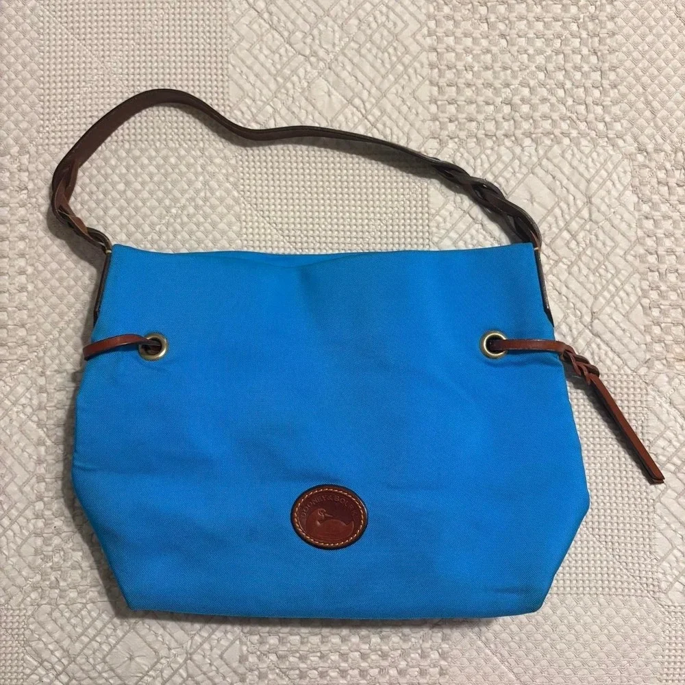 DOONEY & BOURKE VINTAGE Y2K NYLON SHOULDER BAG